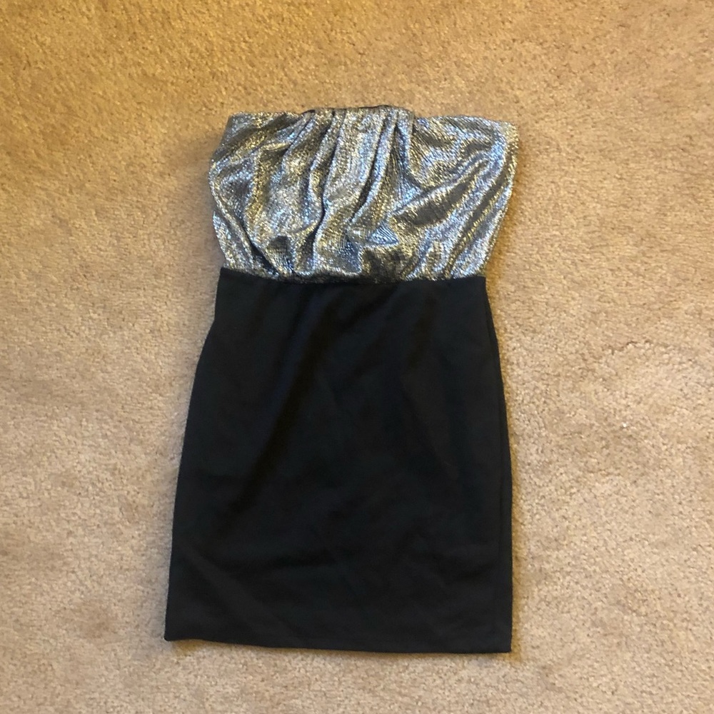 Mini strapless dress